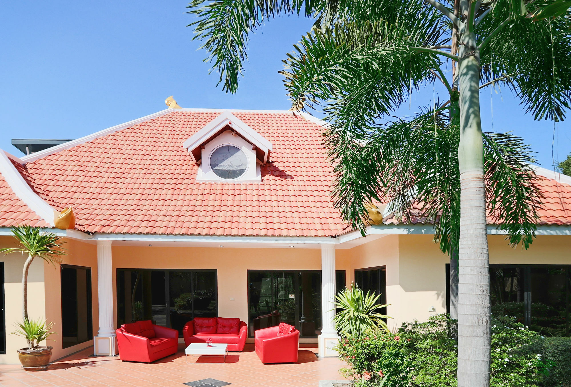 Pattaya Holiday Villas バーンラムン エクステリア 写真