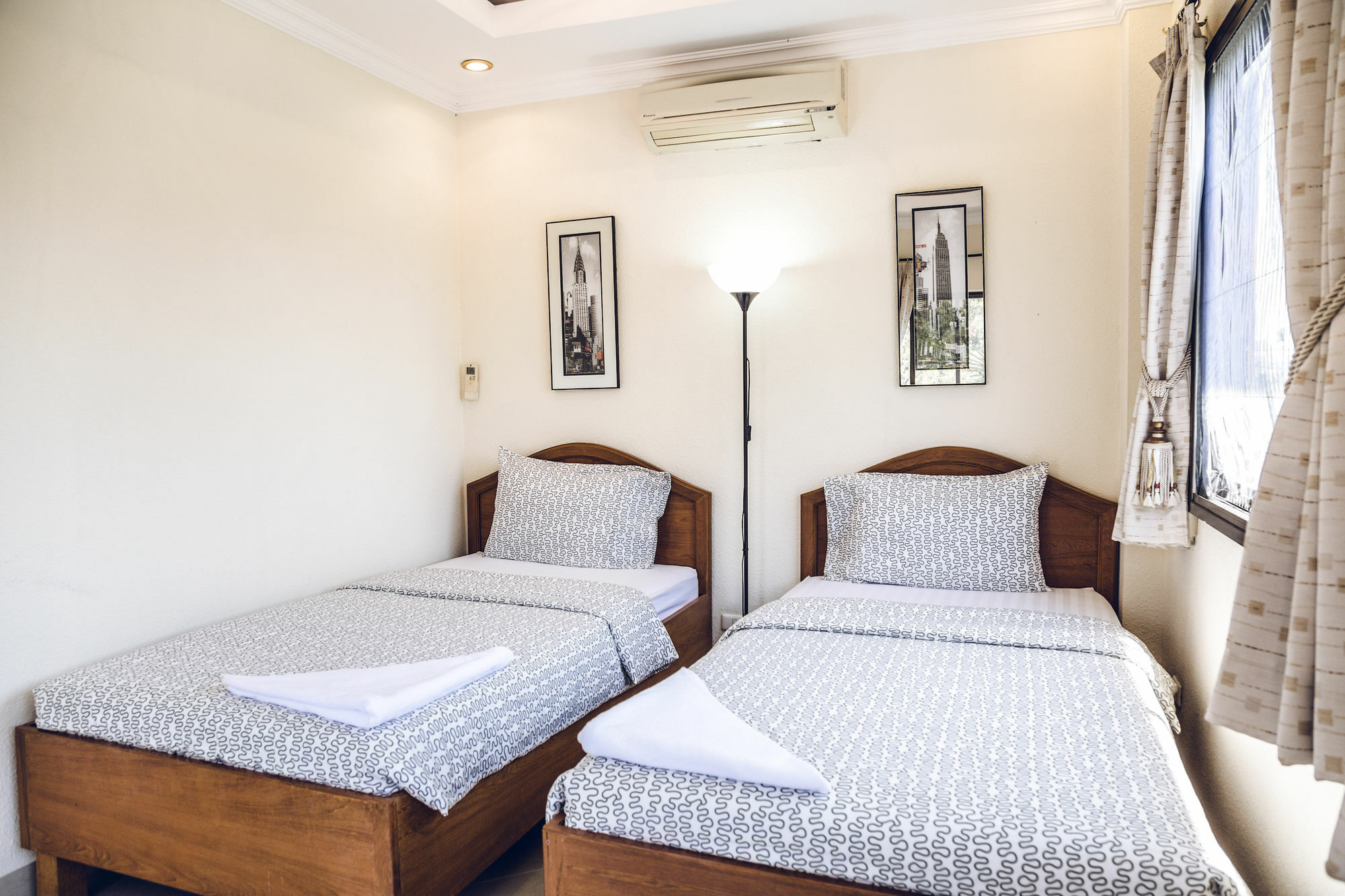 Pattaya Holiday Villas バーンラムン エクステリア 写真