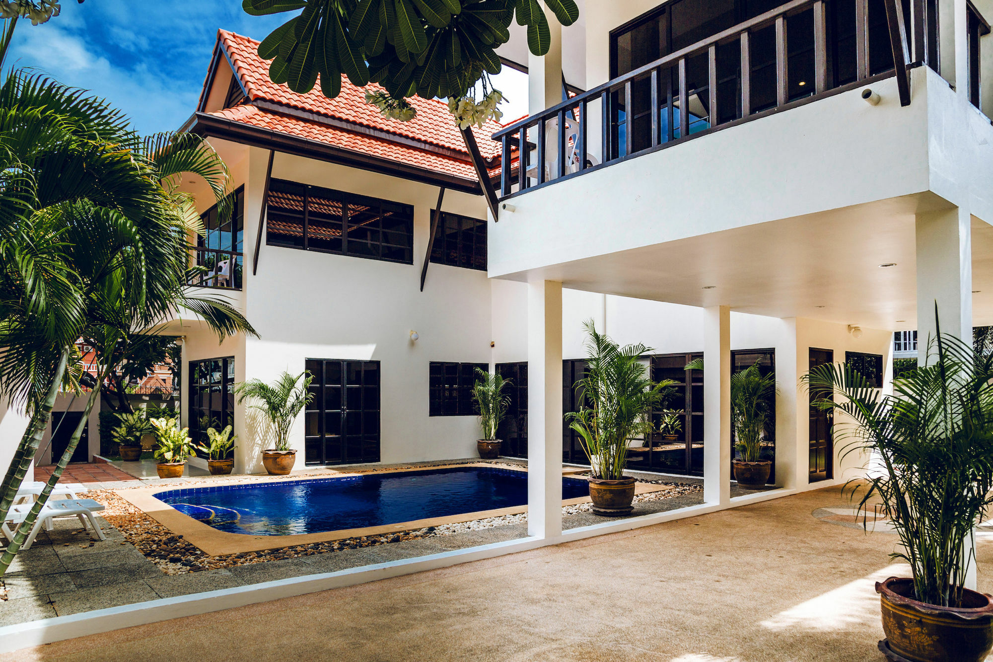 Pattaya Holiday Villas バーンラムン エクステリア 写真